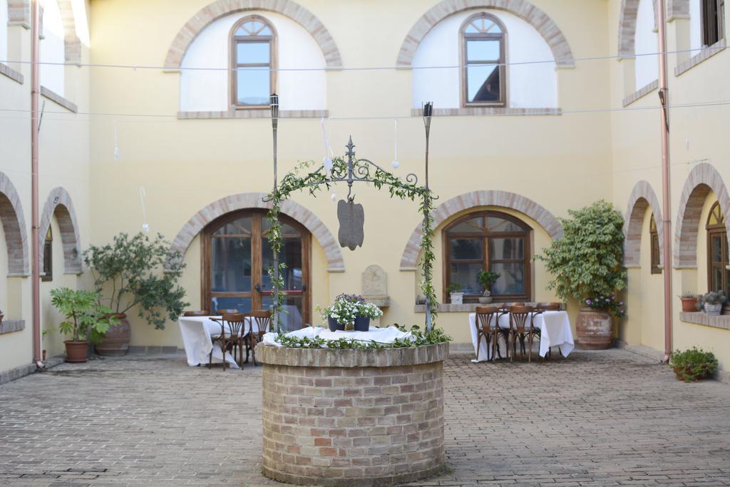 Hotel Funtana Noa Villanovaforru Bagian luar foto