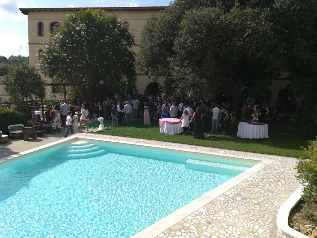Hotel Funtana Noa Villanovaforru Bagian luar foto